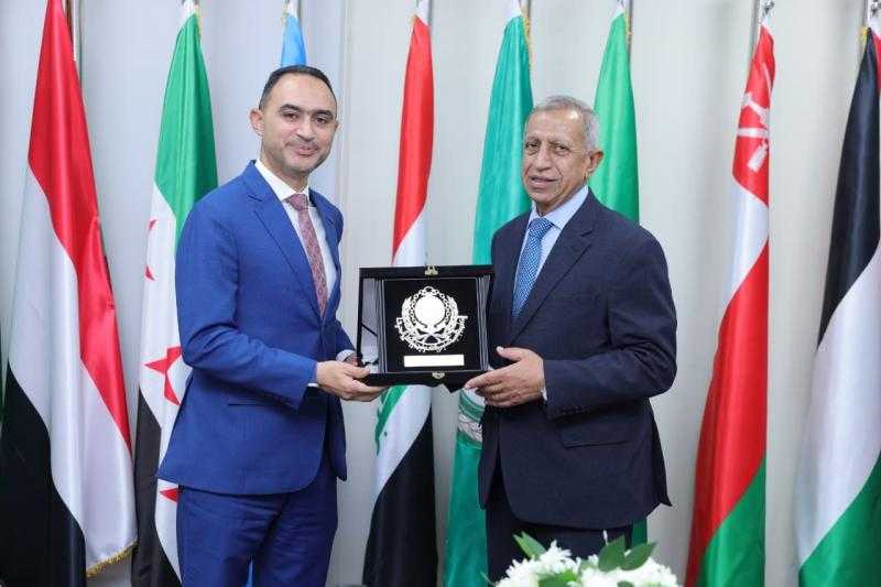 نيسان مصر والأكاديمية العربية للعلوم والتكنولوجيا والنقل البحري توقعان مذكرة تفاهم