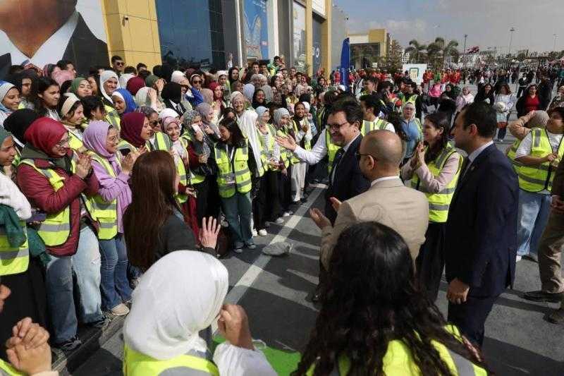 معرض القاهرة الدولي للكتاب يسدل الستار على فعالياته بأكثر من 6 ملايين و200 ألف زائر