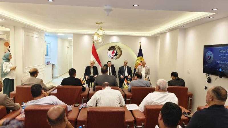 أسامة الأتربي يترأس اجتماعًا تنظيميًا لحزب “حماة الوطن” بكفر الشيخ