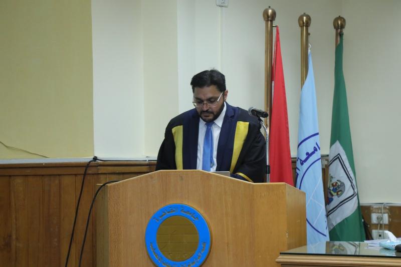 منح الباحث ماجد رضوان حامد درجة الدكتوراه عن دراسة لتعزيز الحوكمة بالجامعات الأهلية