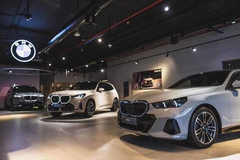 ”جلوبال أوتو” تفتتح صالة عرض جديدة لعلامتي BMW وMINI في القاهرة الجديدة
