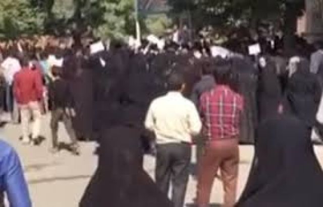 تظاهرات في إيران بسبب انتشار الإيدز